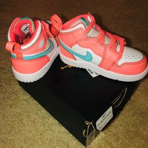 Jordan 1 Mid ALT (TD)